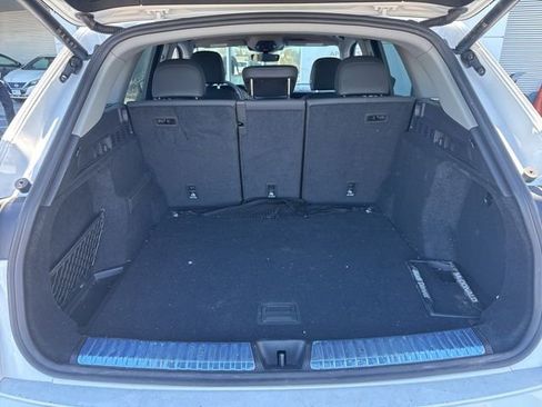 Used 2025 Audi Q5 2.0T Premium w/ Convenience Package image 14