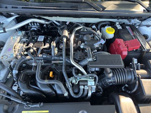 New 2025 Nissan Sentra SR image 11