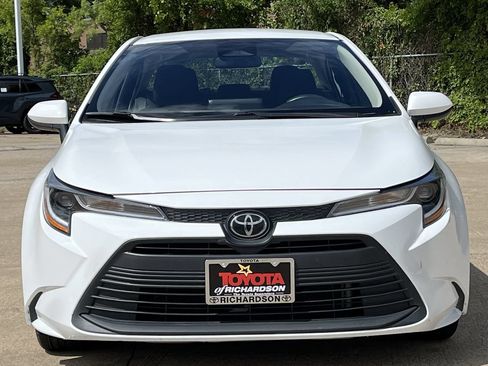 Used 2024 Toyota Corolla LE FWD image 7