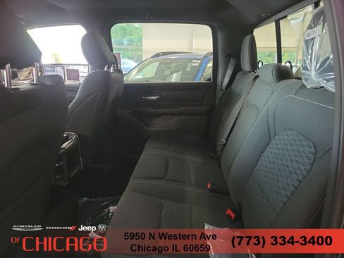 New 2026 RAM 1500 Express AWD/4WD image 8