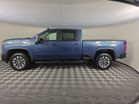 New 2026 Chevrolet Silverado 2500 Custom AWD/4WD image 2