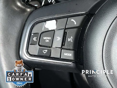 Used 2020 Jaguar F-PACE Premium image 19