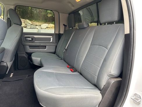 Used 2018 RAM 2500 SLT image 34