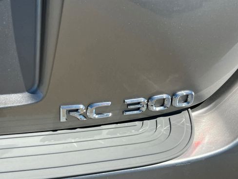 Used 2017 Lexus RC 200t F Sport image 21