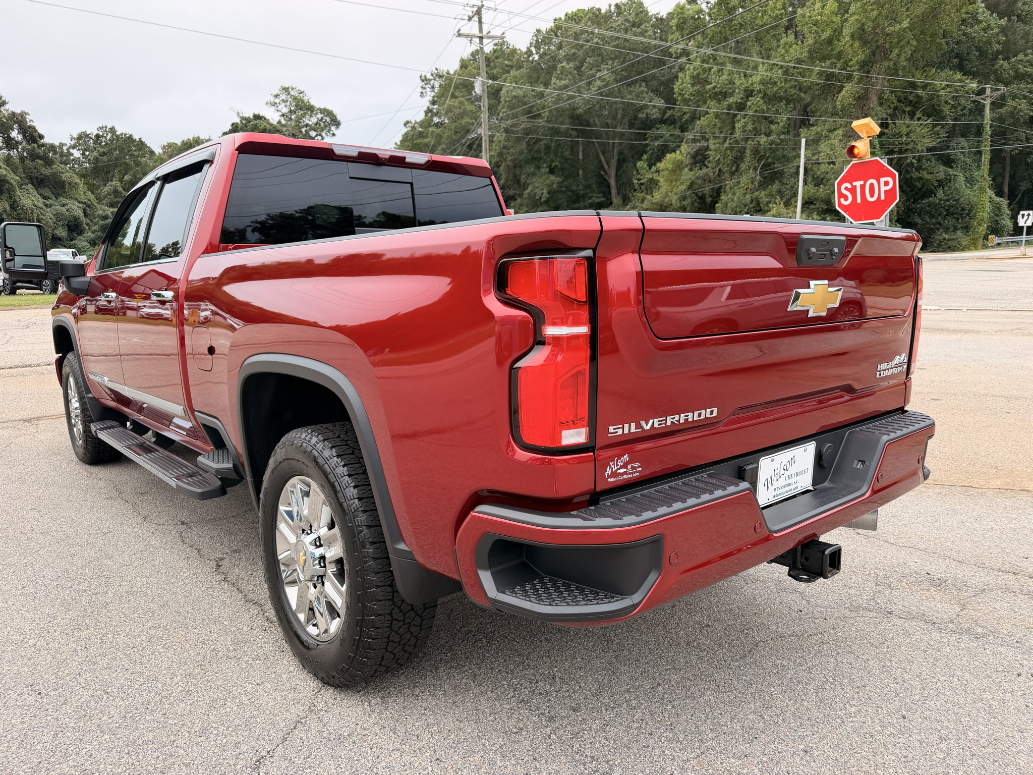 Used 2026 Chevrolet Silverado 2500 High Country w/ Z71 Off-Road Package AWD/4WD image 4