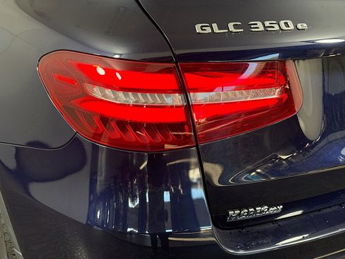 Used 2019 Mercedes-Benz GLC 350e 4MATIC image 36