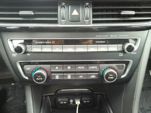 Used 2019 Kia Optima SX image 47