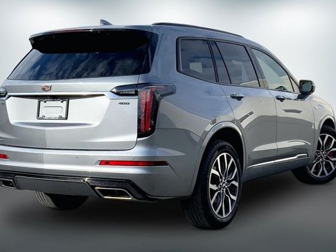 Used 2025 Cadillac XT6 Sport AWD/4WD image 13