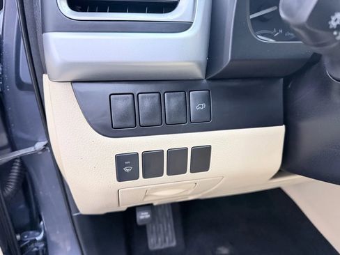 Used 2014 Toyota Highlander XLE image 14