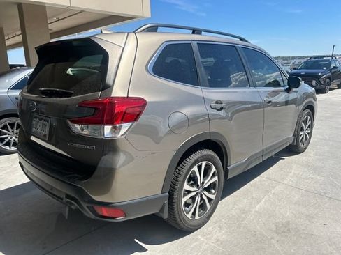 Used 2020 Subaru Forester Limited AWD/4WD image 3