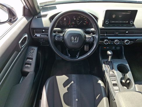 Used 2023 Honda Civic Sport image 11