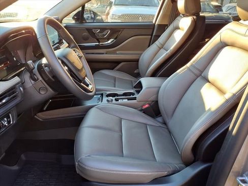 New 2026 Lincoln Corsair Reserve FWD image 7
