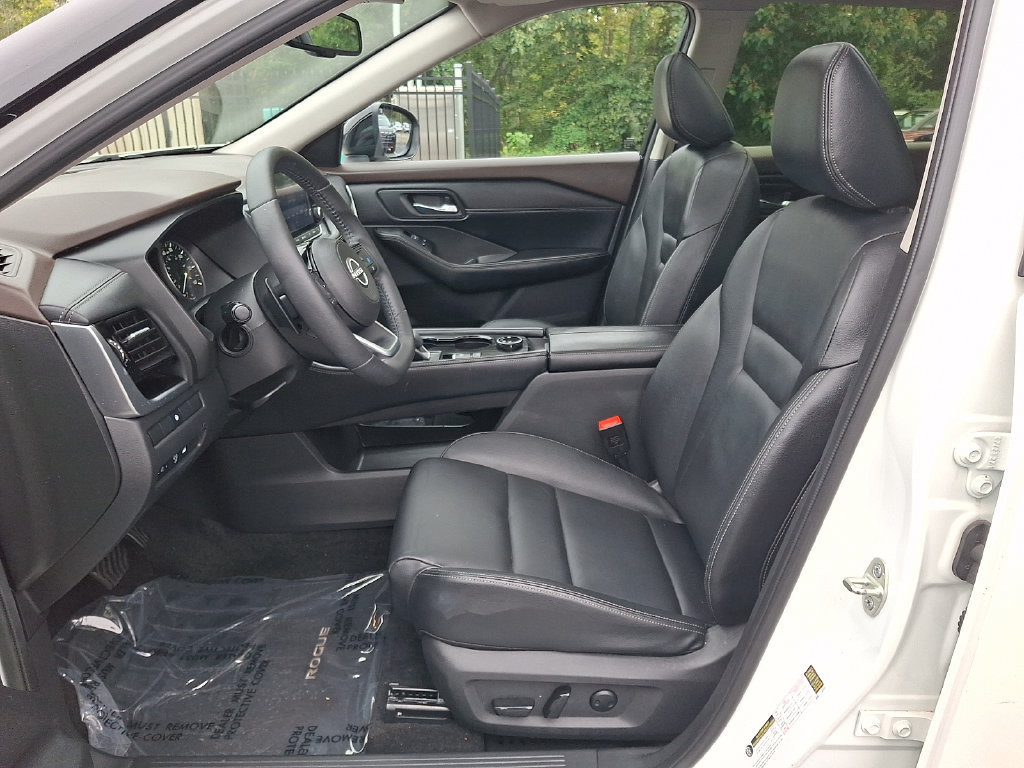 Certified 2023 Nissan Rogue SL AWD/4WD image 15