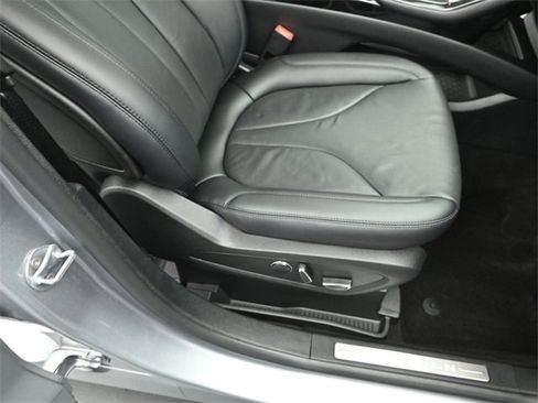 Certified 2023 Lincoln Nautilus Reserve w/ Equipment Group 202A image 32