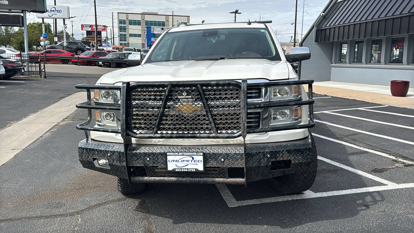 Used 2014 Chevrolet Silverado 1500 High Country w/ High Country Premium Package AWD/4WD image 8