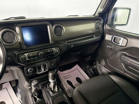 Used 2021 Jeep Wrangler Sport AWD/4WD image 23