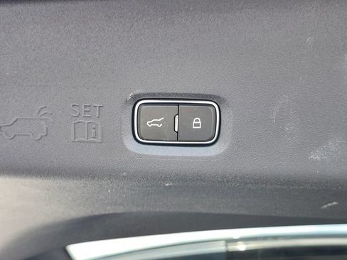 Used 2025 Lincoln Navigator Reserve AWD/4WD image 39