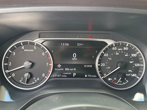 Used 2023 Nissan Rogue SV image 24