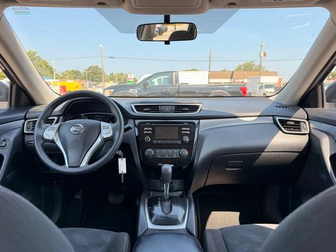 Used 2015 Nissan Rogue S AWD/4WD image 14