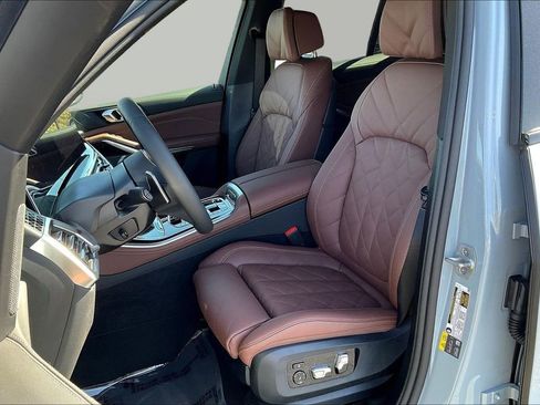 New 2026 BMW X5 xDrive50e w/ M Sport Package AWD/4WD image 21