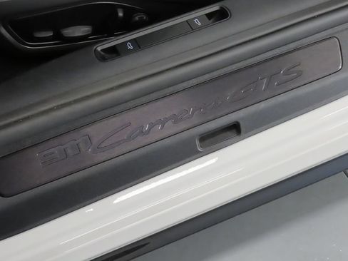 Used 2024 Porsche 911 Carrera GTS RWD image 49