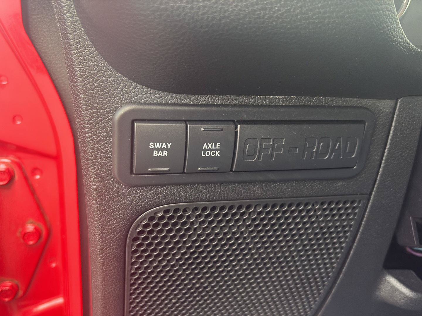 Used 2012 Jeep Wrangler Unlimited Rubicon w/ Connectivity Group AWD/4WD image 20