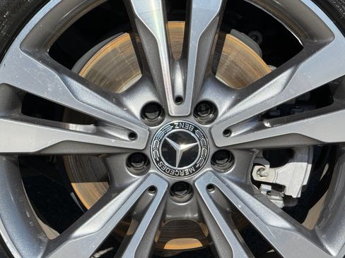 Used 2020 Mercedes-Benz C 300 Sedan image 20