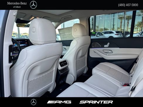 New 2026 Mercedes-Benz GLS 450 4MATIC image 19