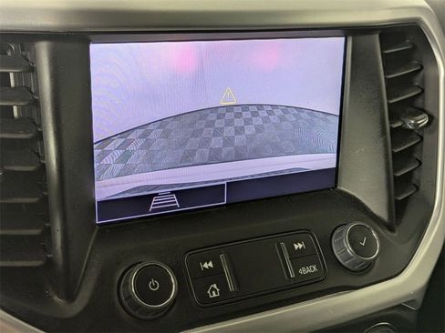 Used 2023 GMC Acadia SLE w/ Driver Convenience Package image 25