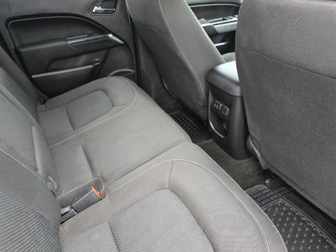Used 2016 Chevrolet Colorado LT w/ LT Convenience Package image 16