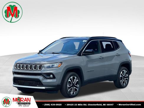 Used 2023 Jeep Compass Limited AWD/4WD image 1