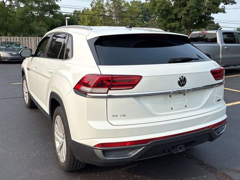 Used 2022 Volkswagen Atlas Cross Sport SE AWD/4WD image 3