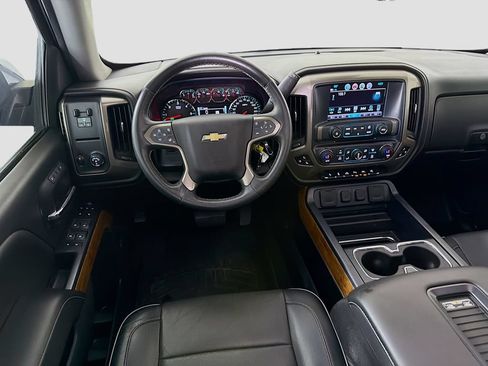 Used 2017 Chevrolet Silverado 1500 High Country RWD image 28