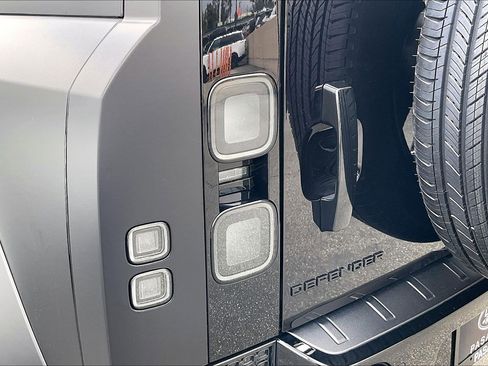 New 2026 Land Rover Defender 110 OCTA AWD/4WD image 6