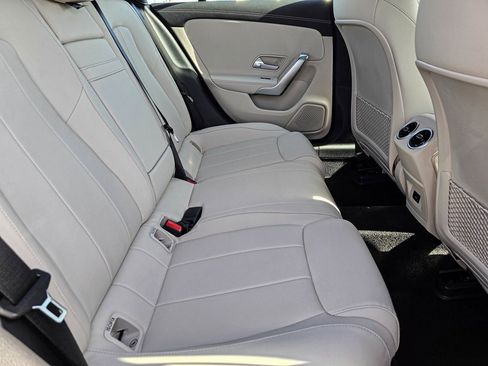 New 2025 Mercedes-Benz CLA 250 4MATIC image 39