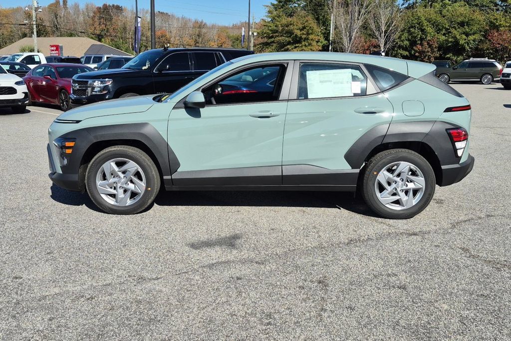 New 2027 Hyundai Kona SE FWD image 10