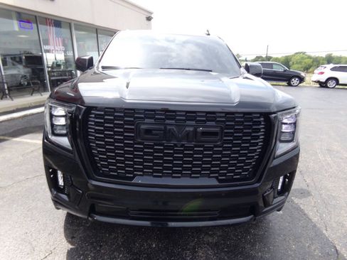 Used 2021 GMC Yukon Denali w/ Denali Ultimate Package AWD/4WD image 7