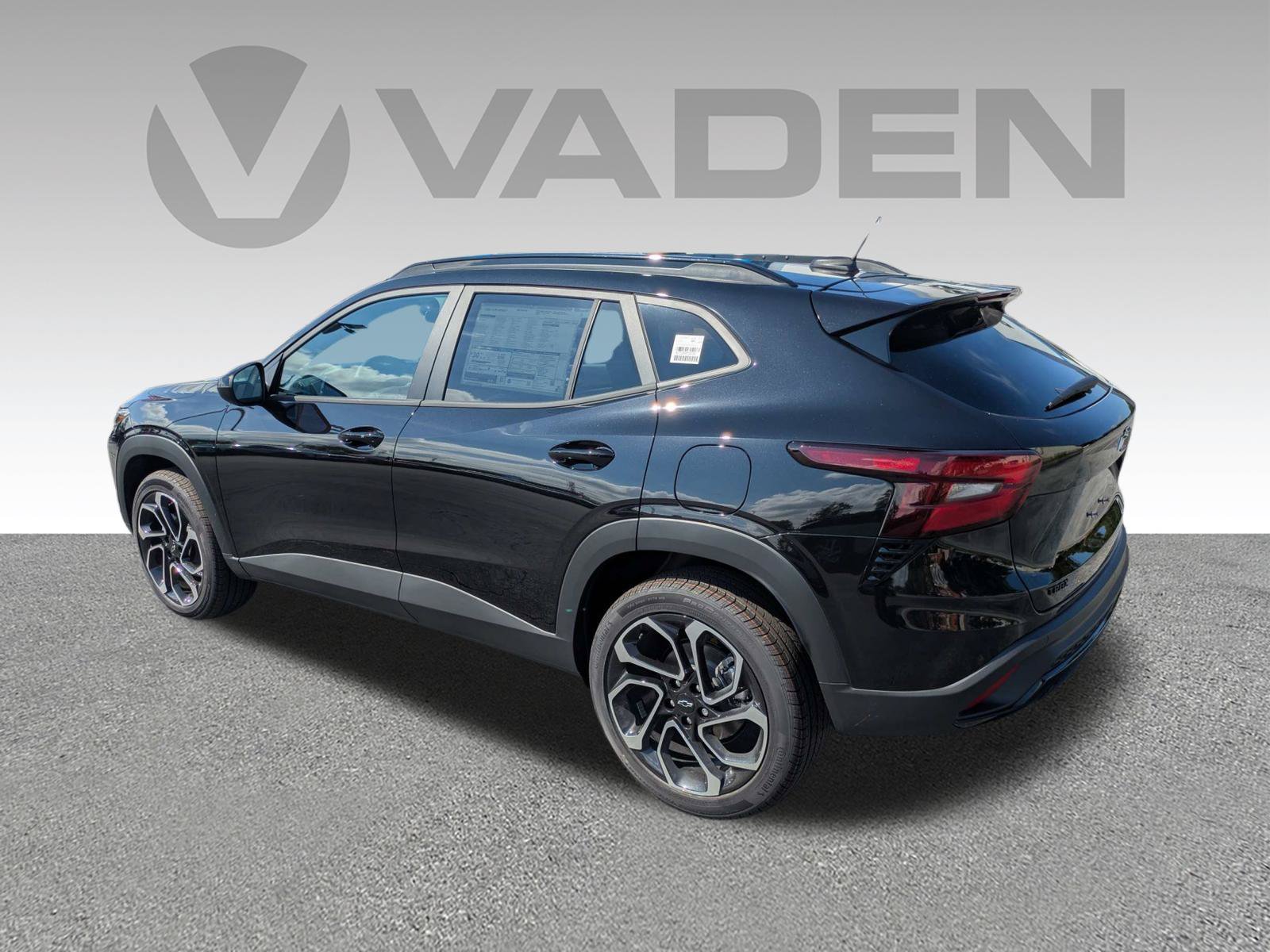 New 2026 Chevrolet Trax RS w/ Sunroof Package FWD image 26