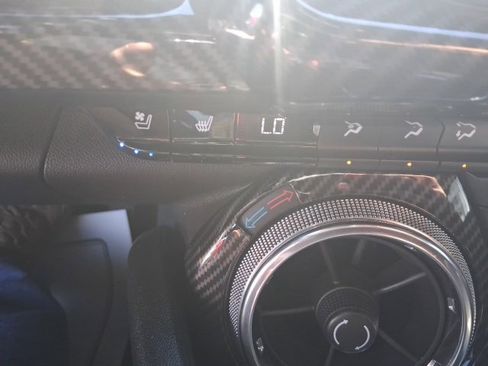 Used 2019 Chevrolet Camaro LT w/ RS Package image 28