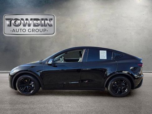 Used 2021 Tesla Model Y Long Range AWD/4WD image 7