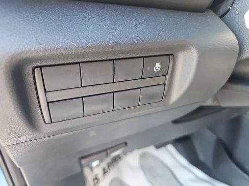 Used 2024 Nissan Kicks SR w/ SR Premium Package image 23