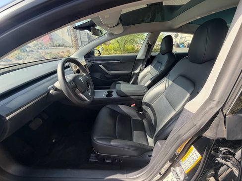 Used 2023 Tesla Model 3 Standard Range RWD image 9