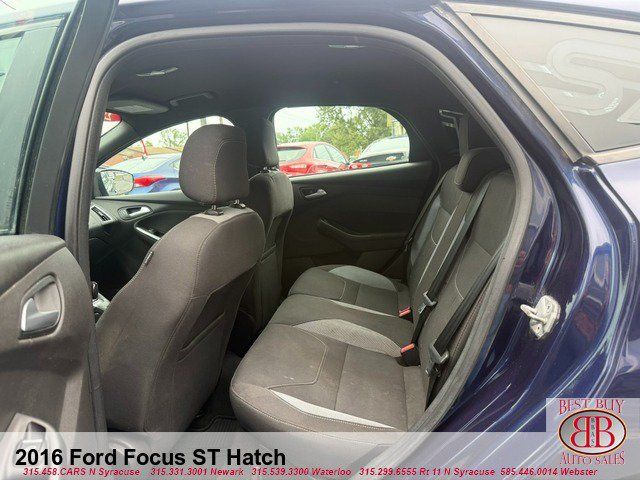 Used 2016 Ford Focus ST FWD image 11