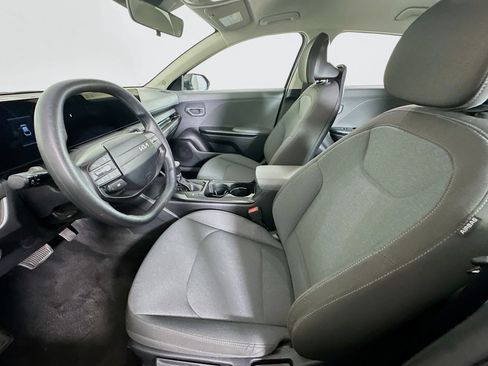 Used 2025 Kia K4 LXS FWD image 13