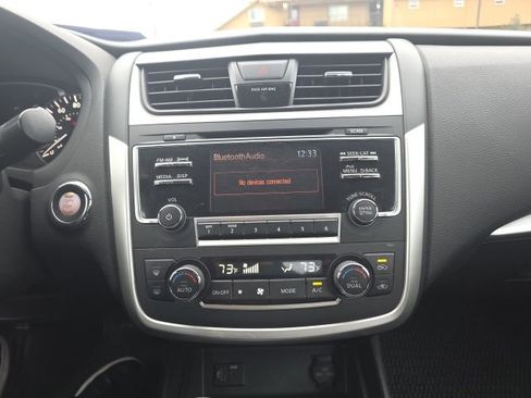 Used 2017 Nissan Altima 2.5 SV image 15