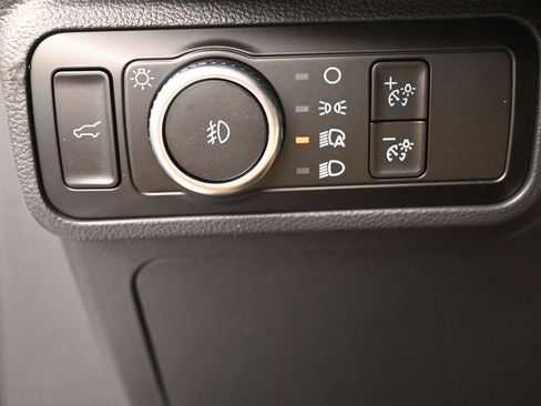 New 2026 Ford Explorer Active w/ Active Comfort Package AWD/4WD image 19