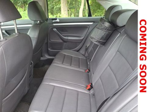 Used 2009 Volkswagen Jetta Wolfsburg Edition FWD image 10