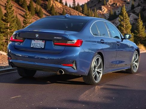 Used 2021 BMW 330i Sedan w/ Convenience Package RWD image 7