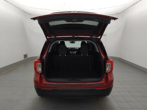 Used 2021 Ford Explorer XLT RWD image 29