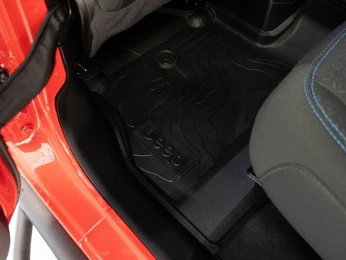 Used 2021 Jeep Wrangler Unlimited Islander image 17